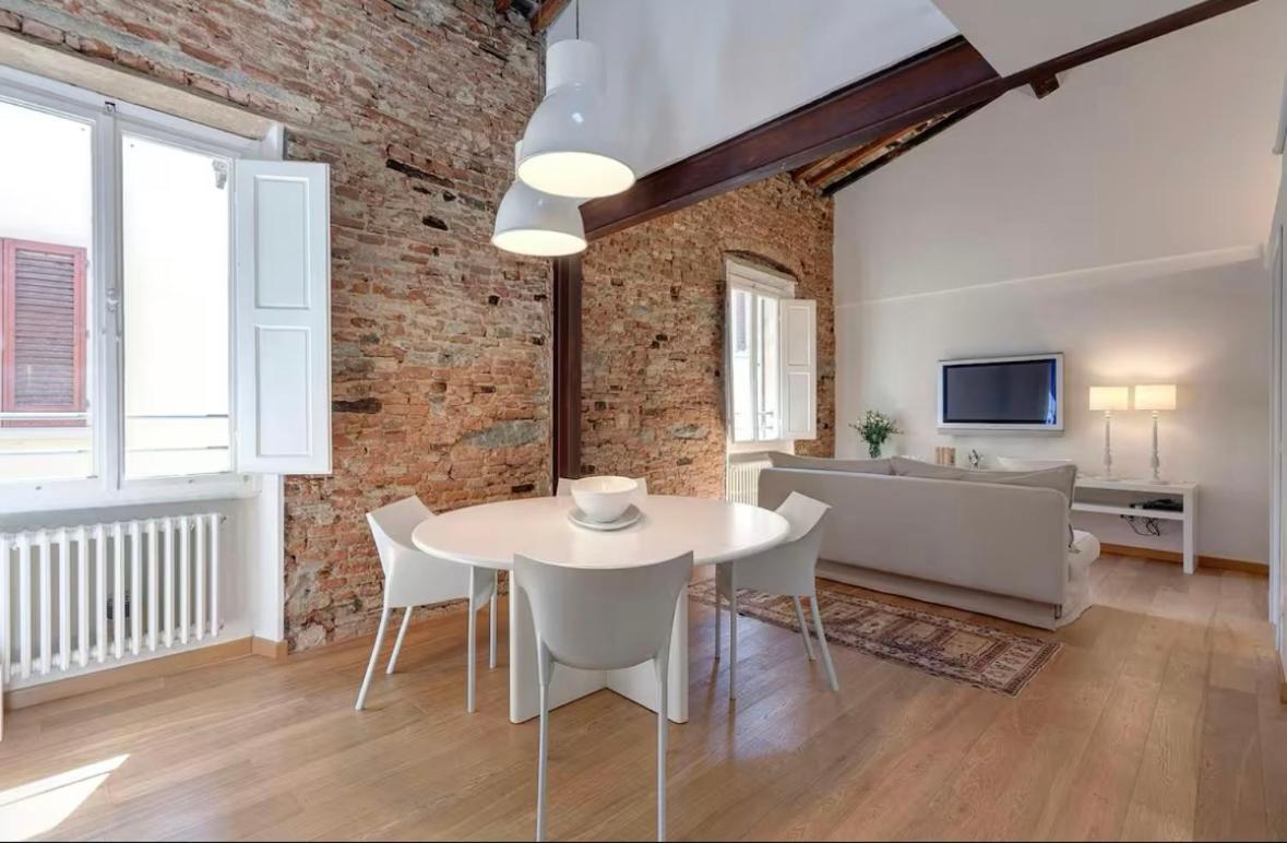 Piazza Della Signoria Historic Center Apartment Florence