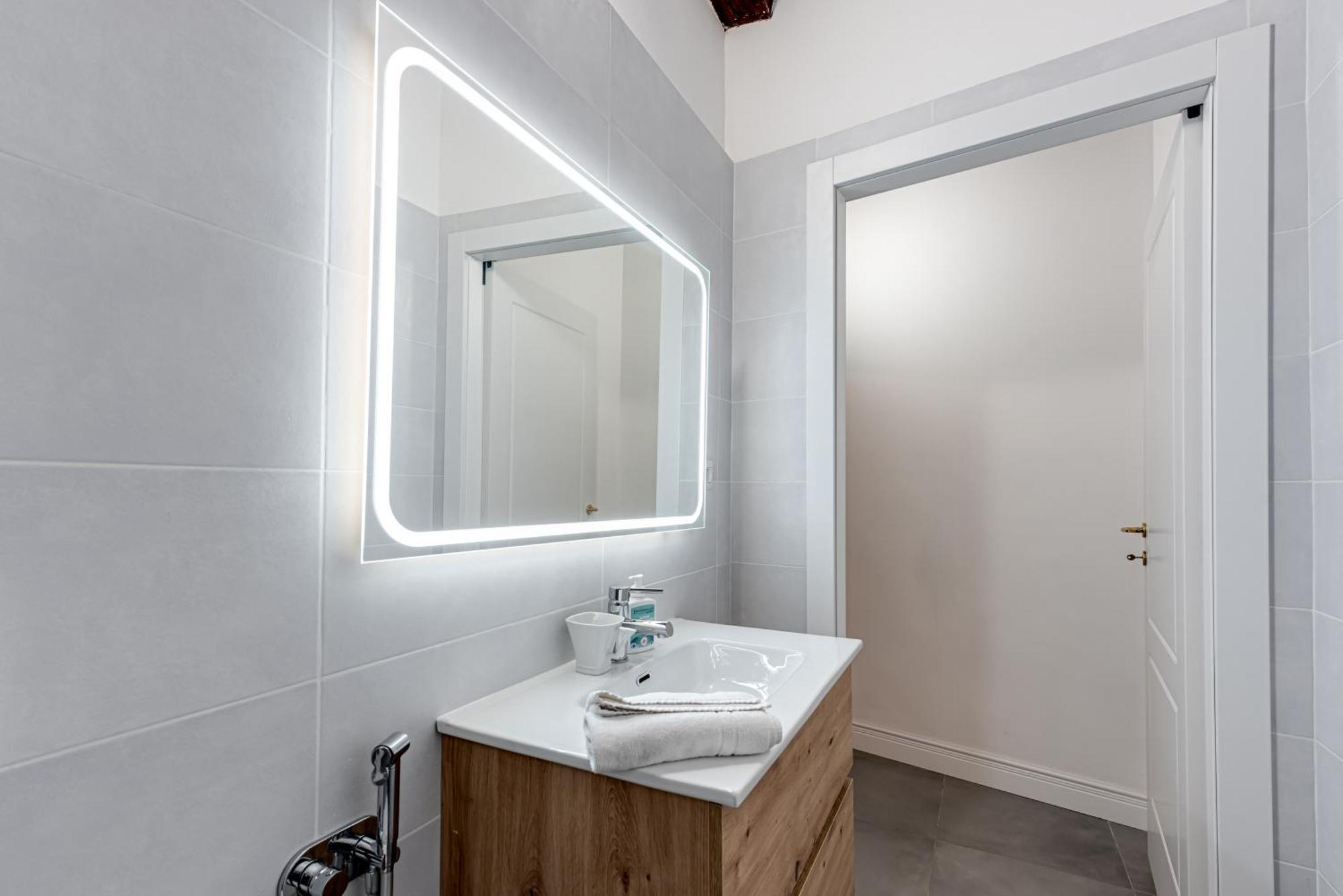 Apartment Irene And Elena House -