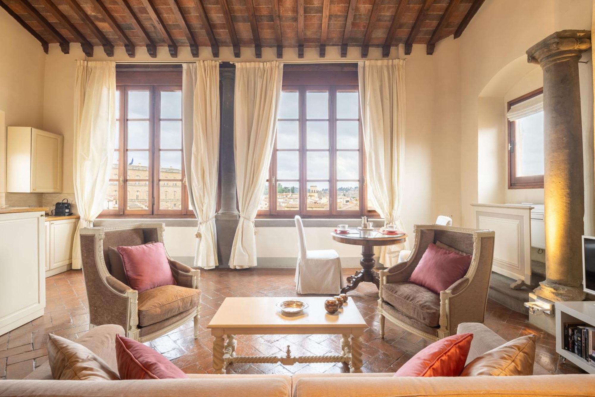 Tower View Apartment *