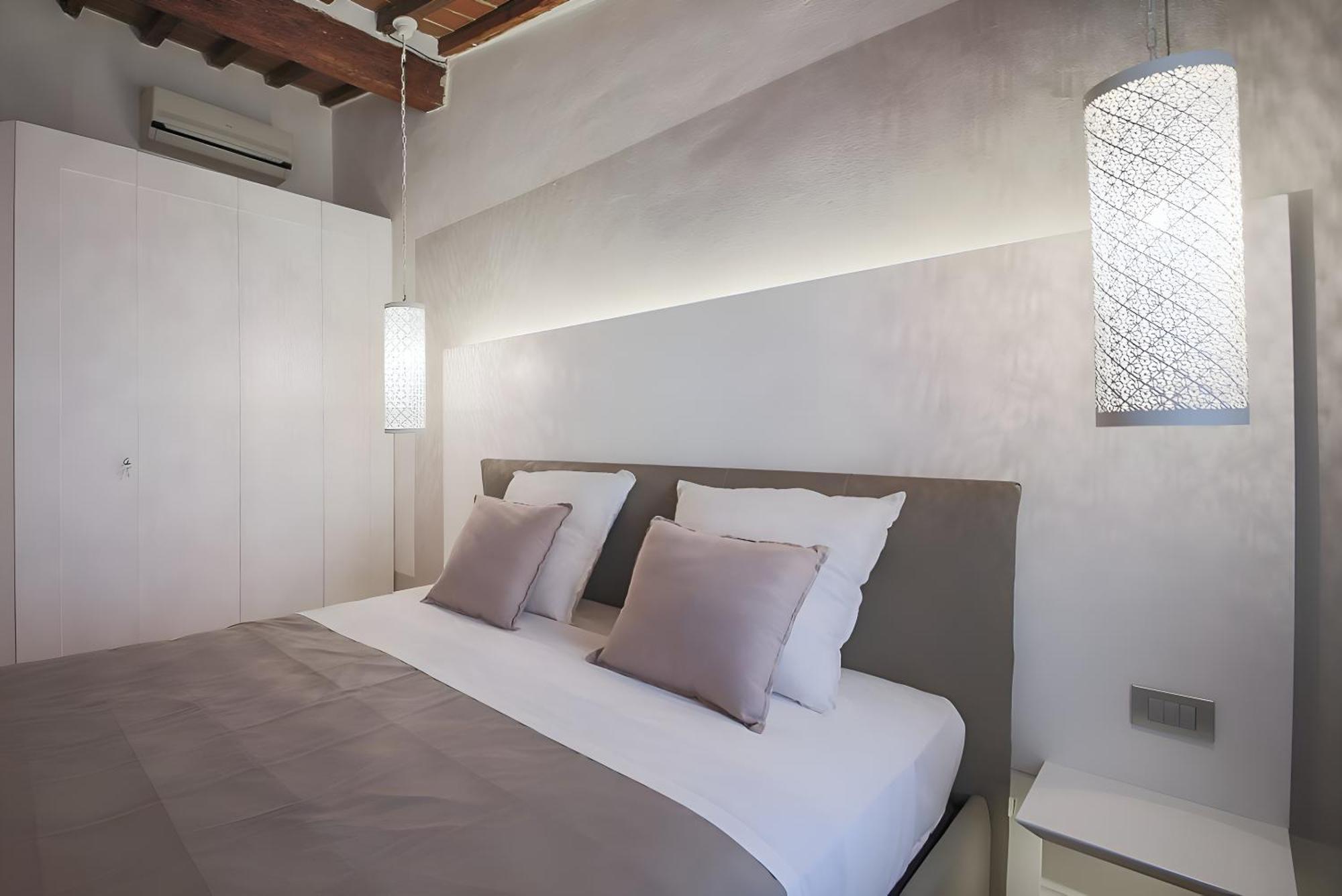 Elegant And Bright Flat Near The Duomo *