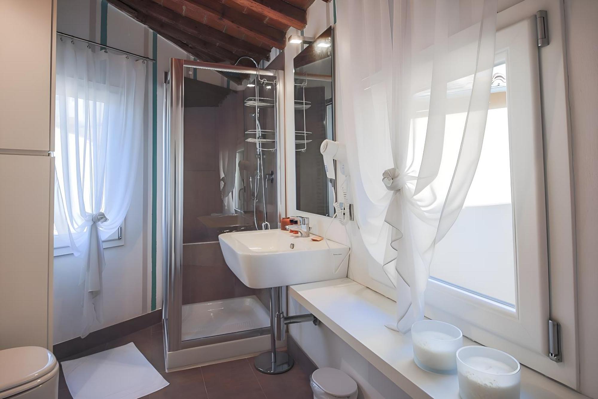 Elegant And Bright Flat Near The Duomo * Florence