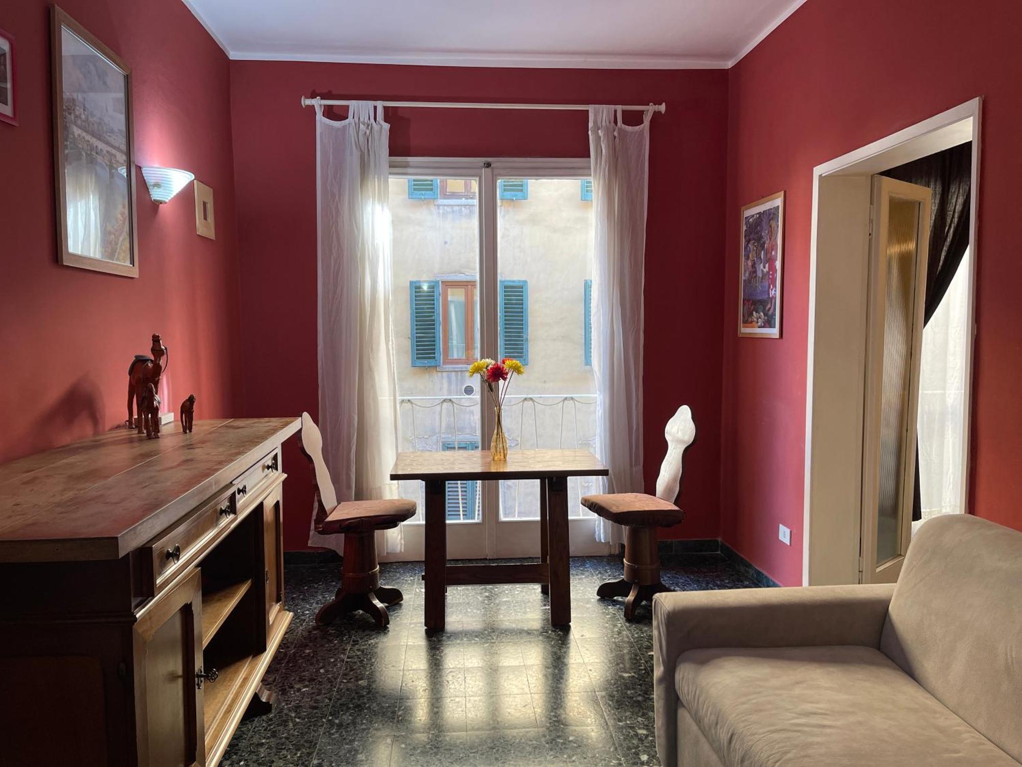 Bardi-pitti Apartment