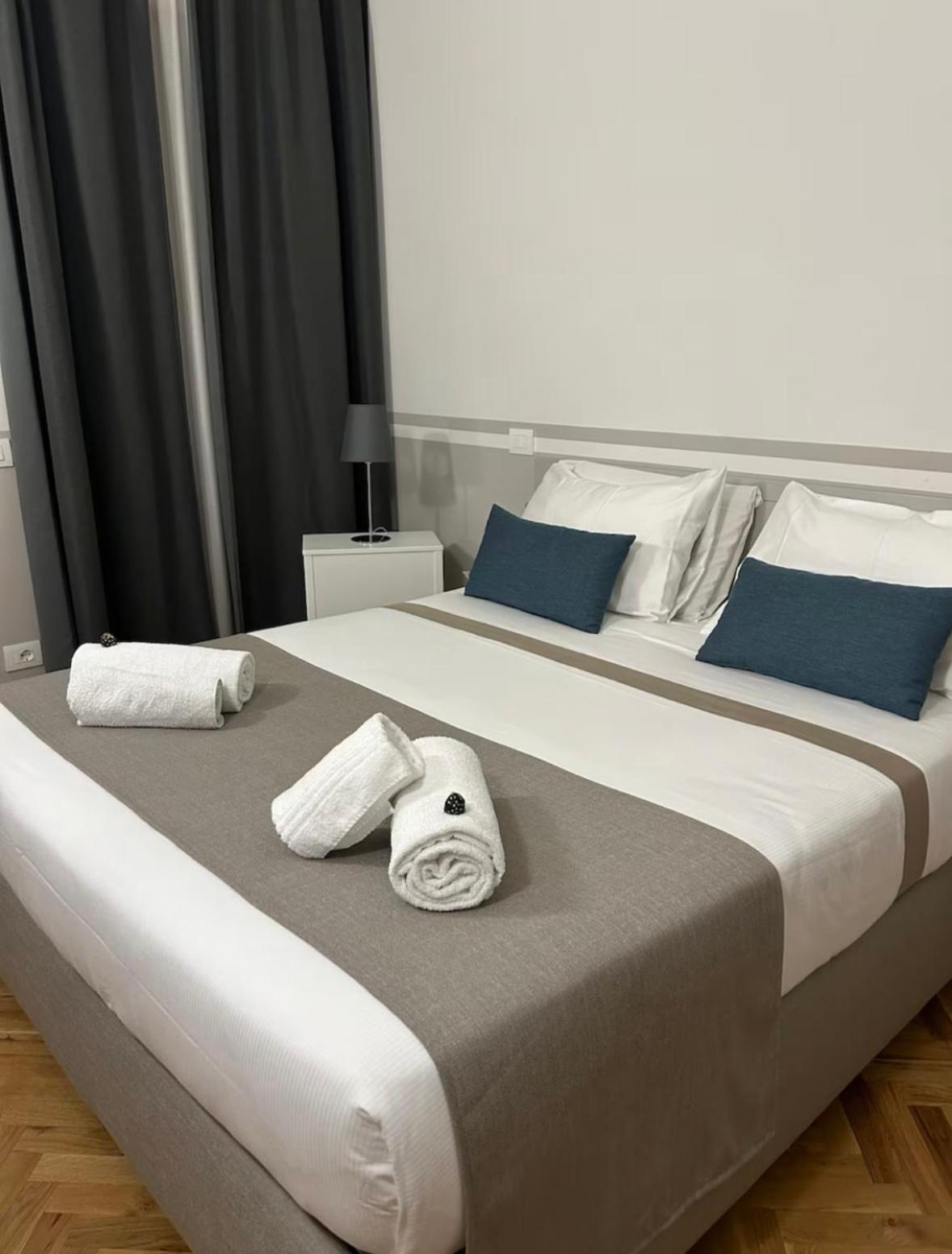 Piazza Della Signoria Historic Center Apartment Florence