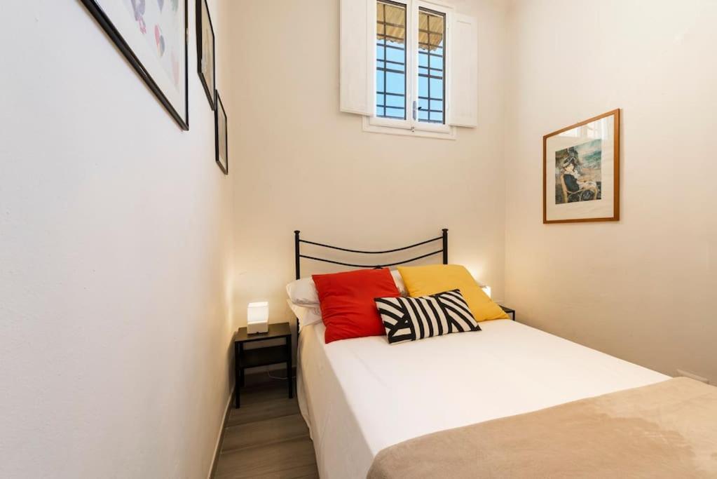 Live Like A Florentine Next To Santa Croce Square Apartment