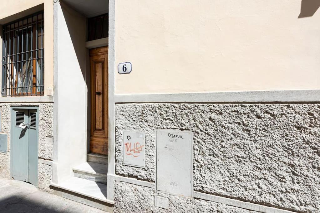 Live Like A Florentine Next To Santa Croce Square *