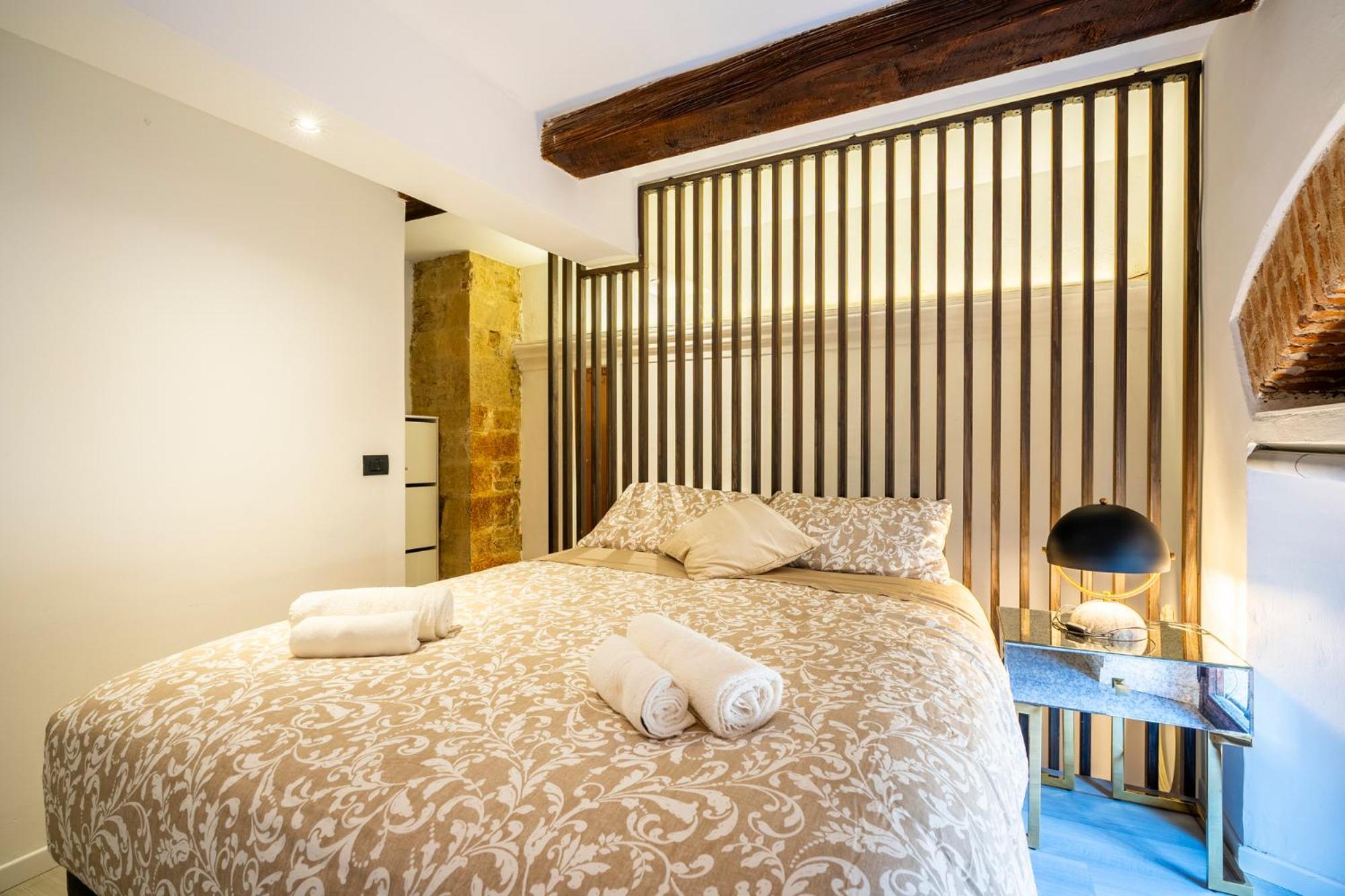 Apartment 500m Ponte Vecchio - Brancacci House New 1br