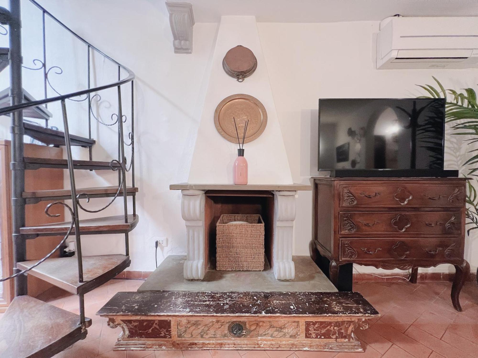 【visconti Di Modrone】 ☆☆☆☆☆ Prestigious Appartement Florence