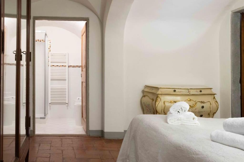 Santo Spirito 2 Bedroom * Florence