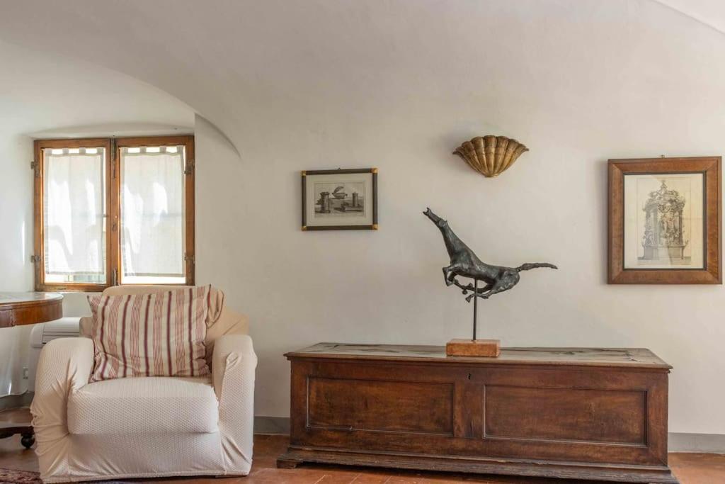 Santo Spirito 2 Bedroom Florence