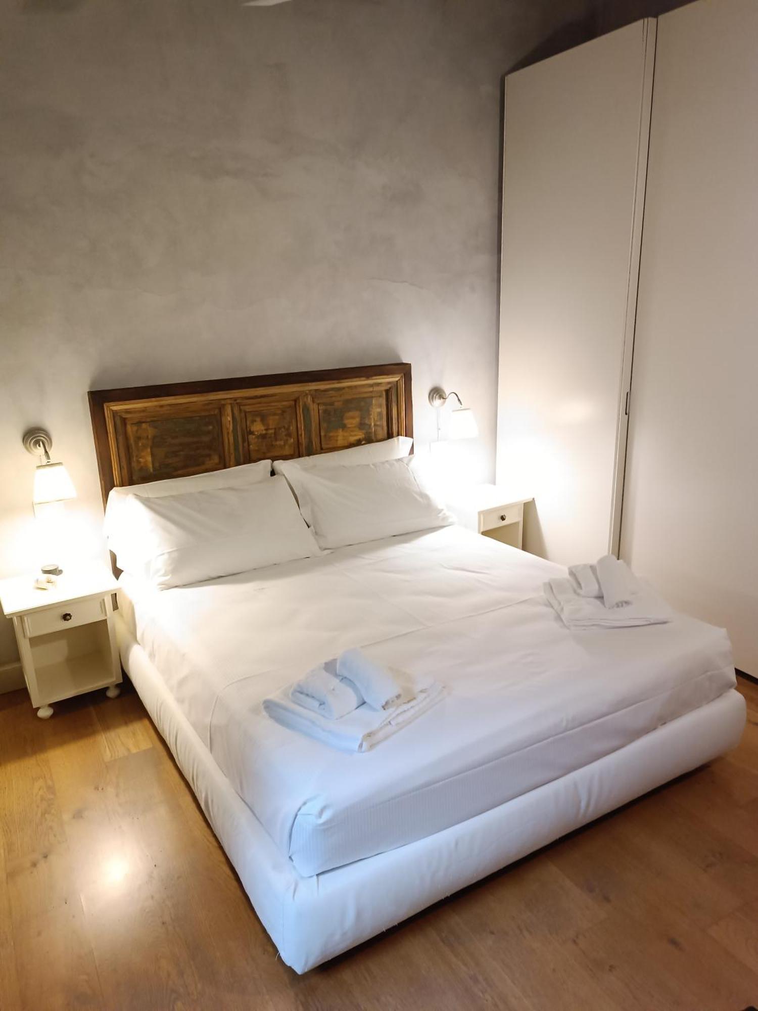 Saponai Ponte Vecchio Apartment