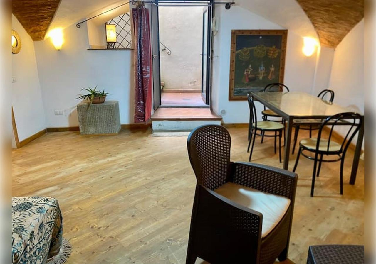 Pitti Palace - Original Florentine Apartment Florence