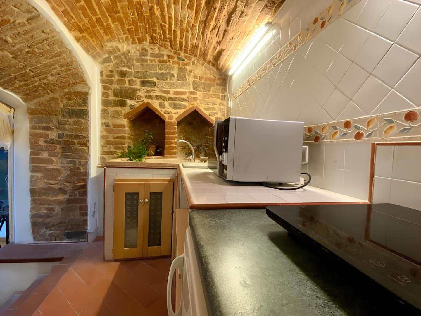 Pitti Palace - Original Florentine Apartment
