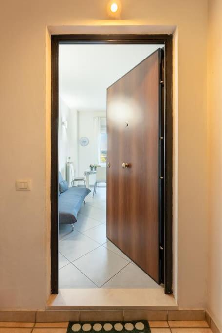 Apartment Crystal House Front Tramvia *