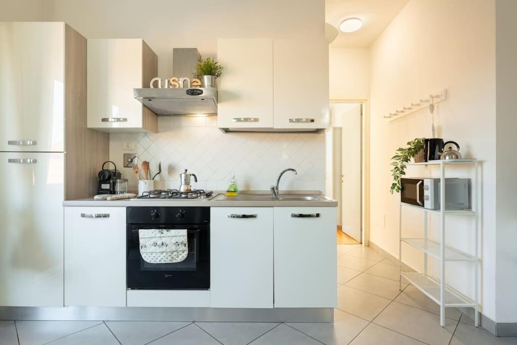 Crystal House Front Tramvia Apartment Florence