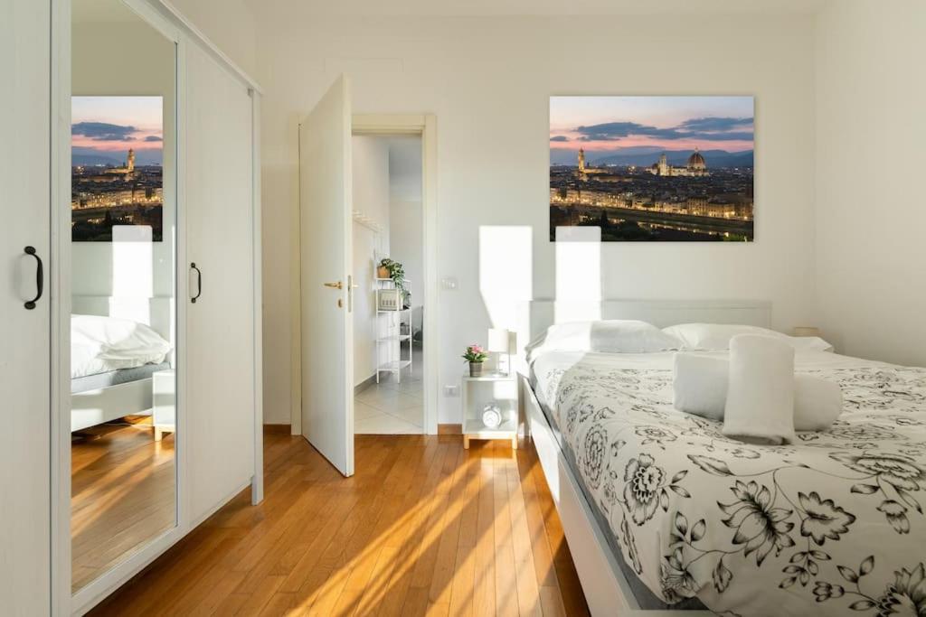 Crystal House Front Tramvia Apartment Florence