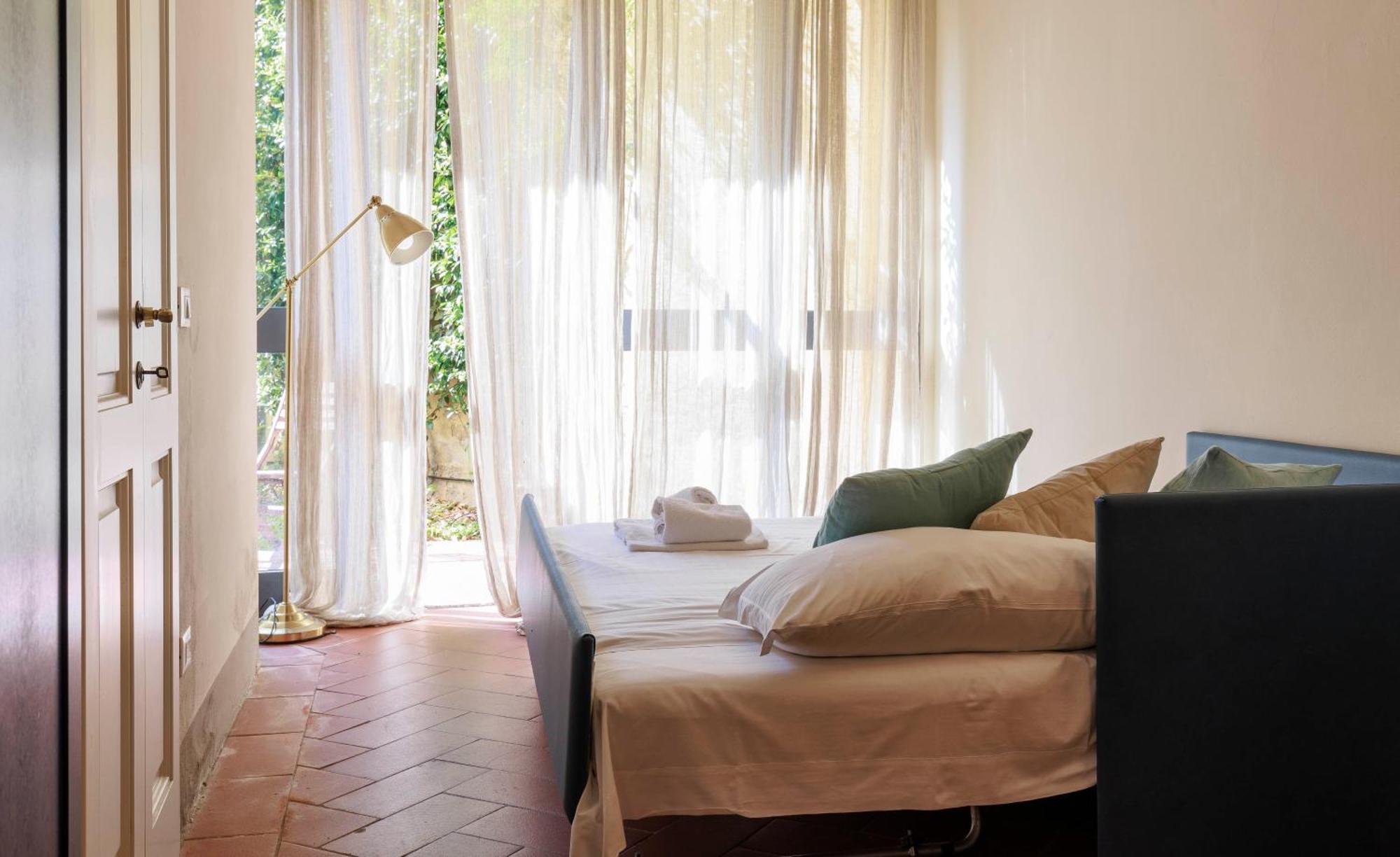 Santa Croce Modern Loft Apartment Florence