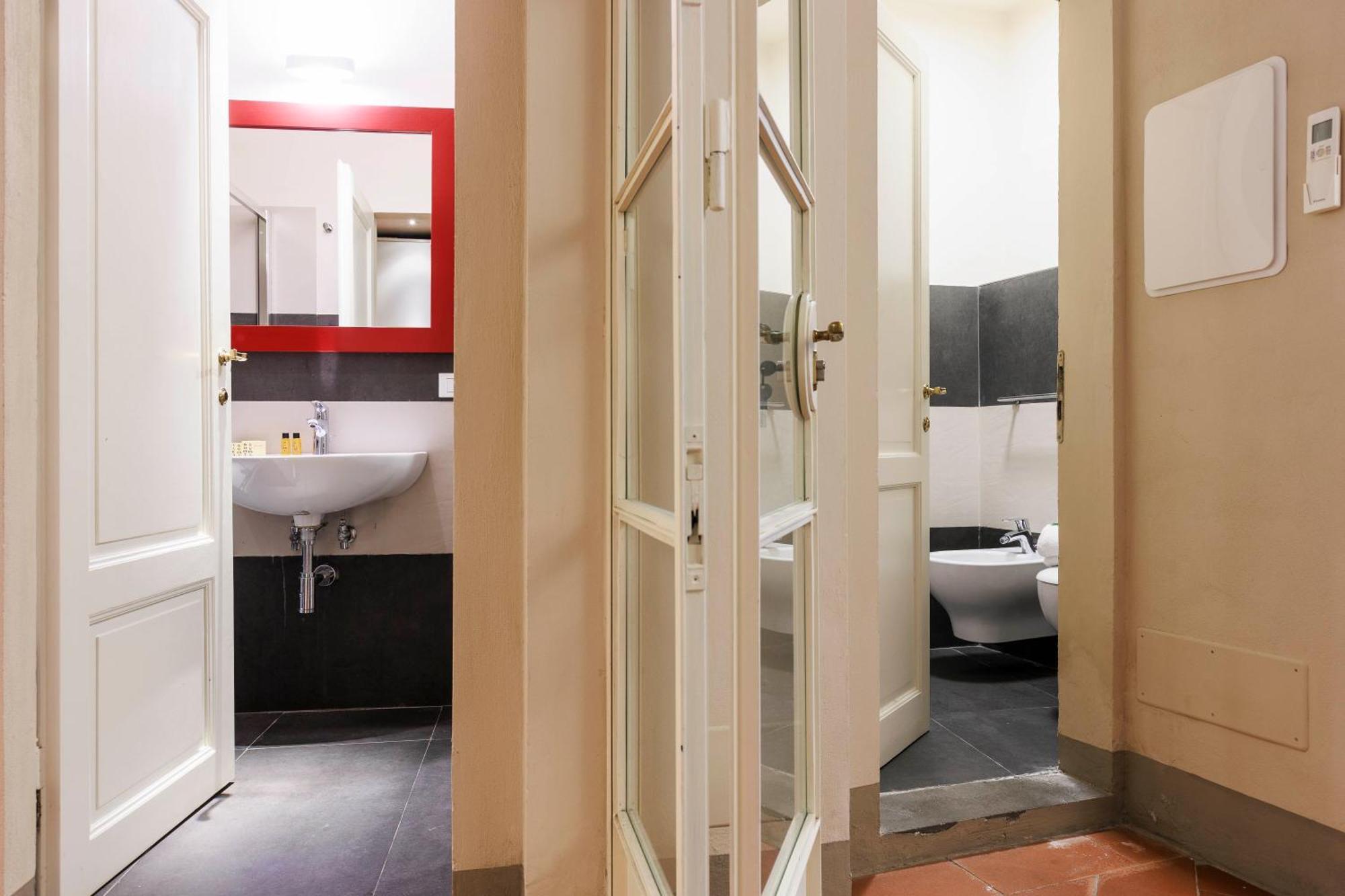 Santa Croce Modern Loft Apartment