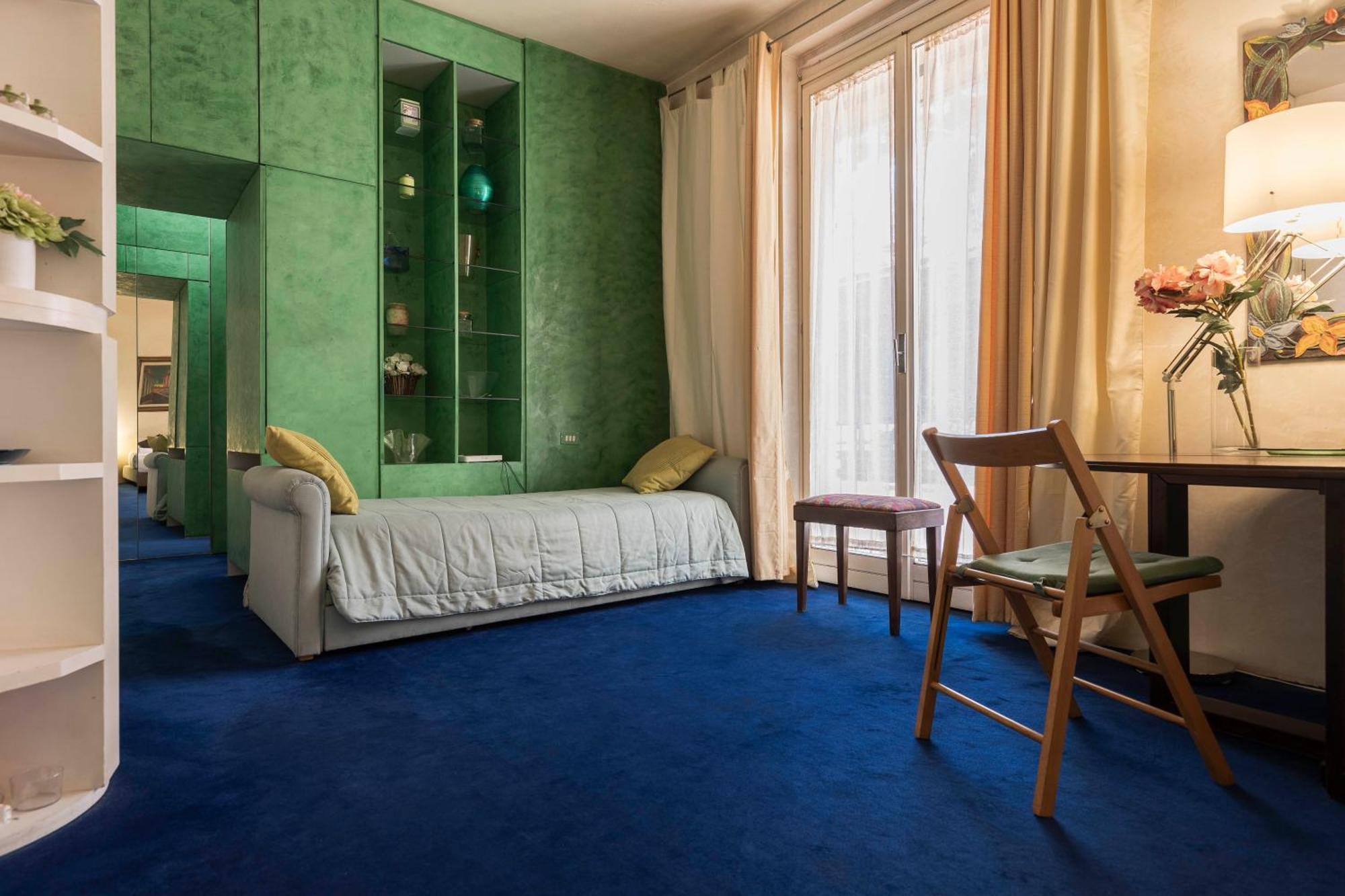 Ponte Vecchio Living Apartment