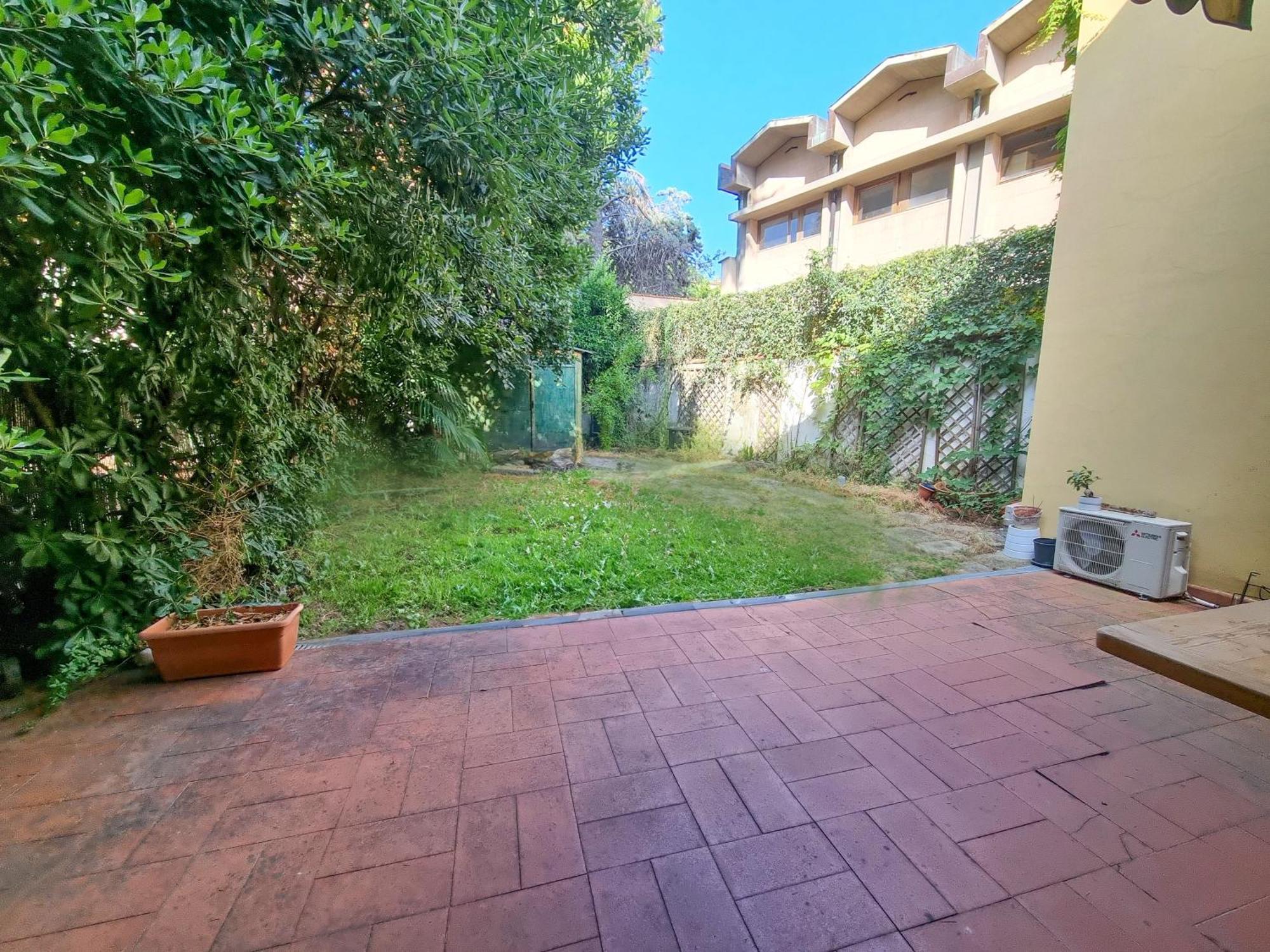 Giardino Nel Cuore Di - Piano Terra Apartment *