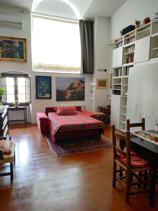 - Anthurium Apartment *