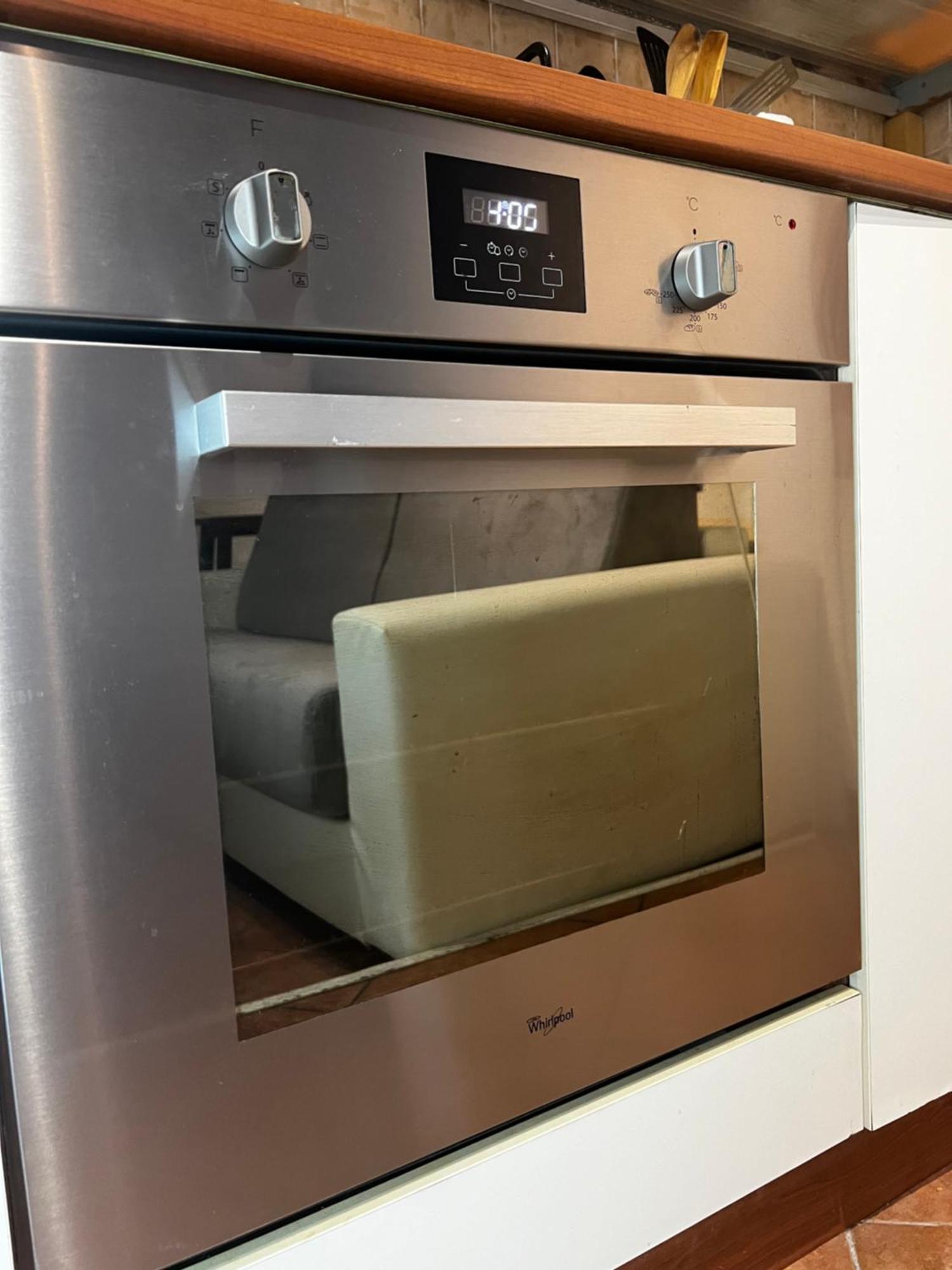 The Love's Nest In Wi-fi , Air Conditioning Apartment