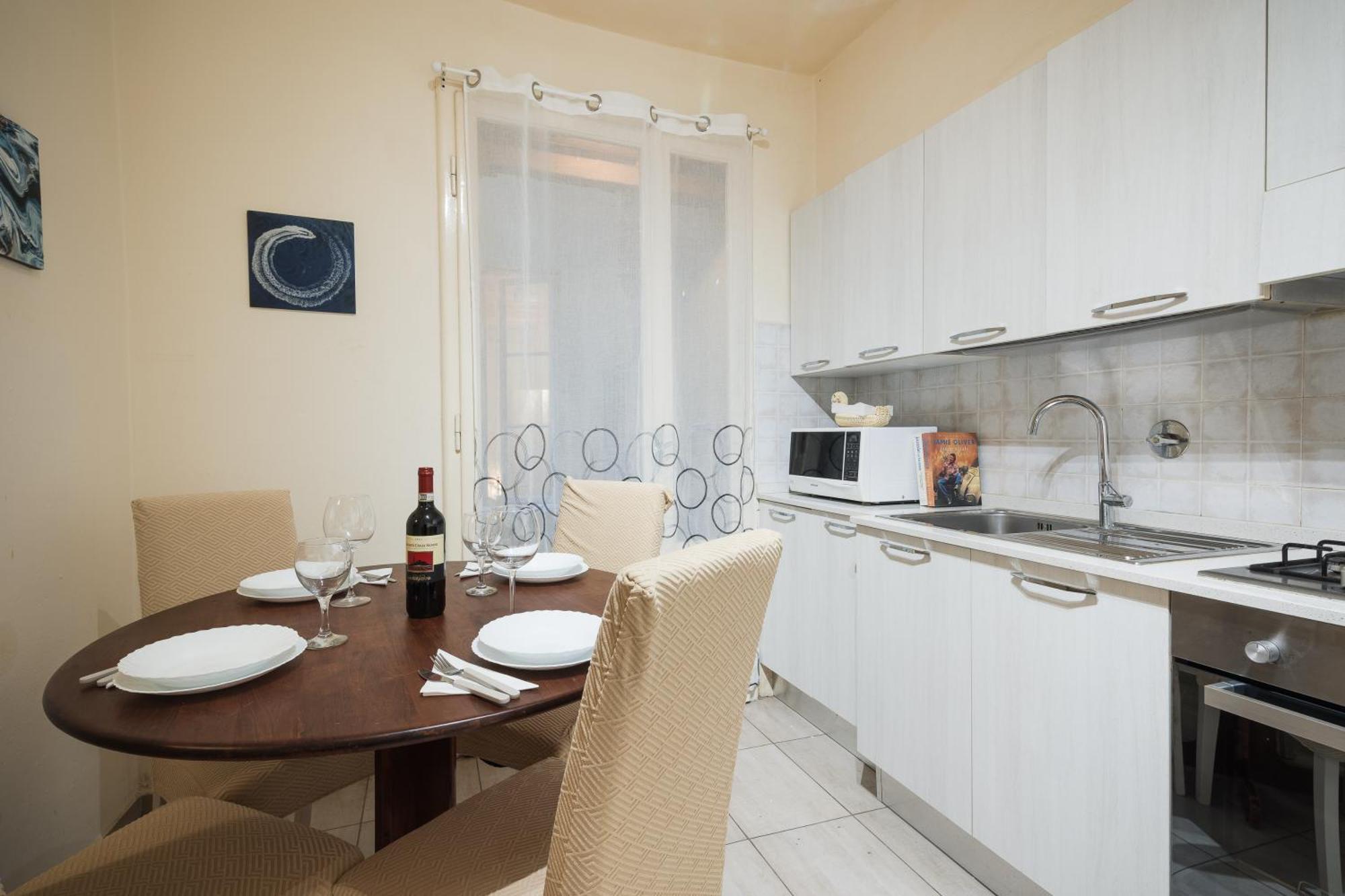 Montebello Apartment *