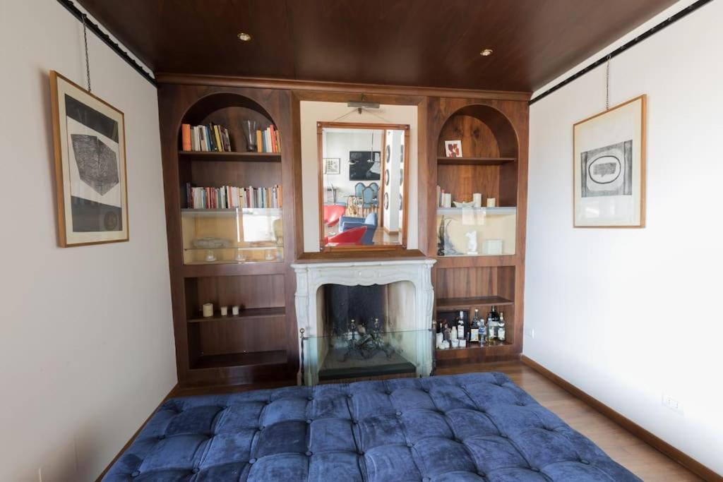 Luxury Flat - Enzo Ferrari's Ex Lover Apt Apartment *