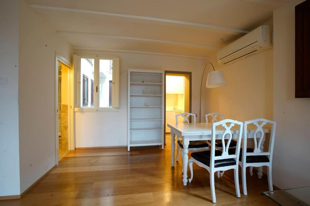 Apartment Ampio Bilocale Centralissimo,