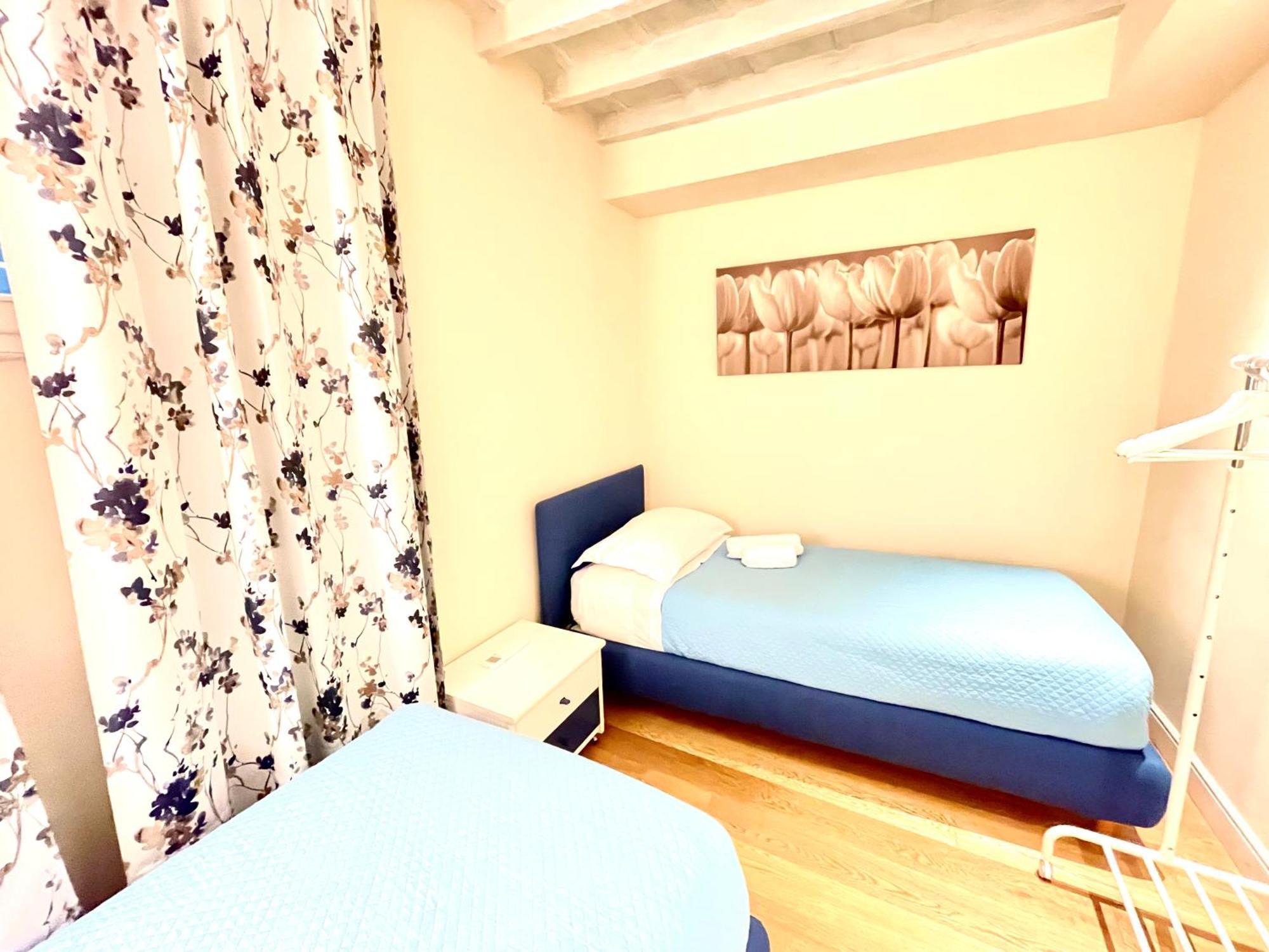 Cozy Santa Maria Novella Uffizi Duomo 2beds-2baths Appartement Florence