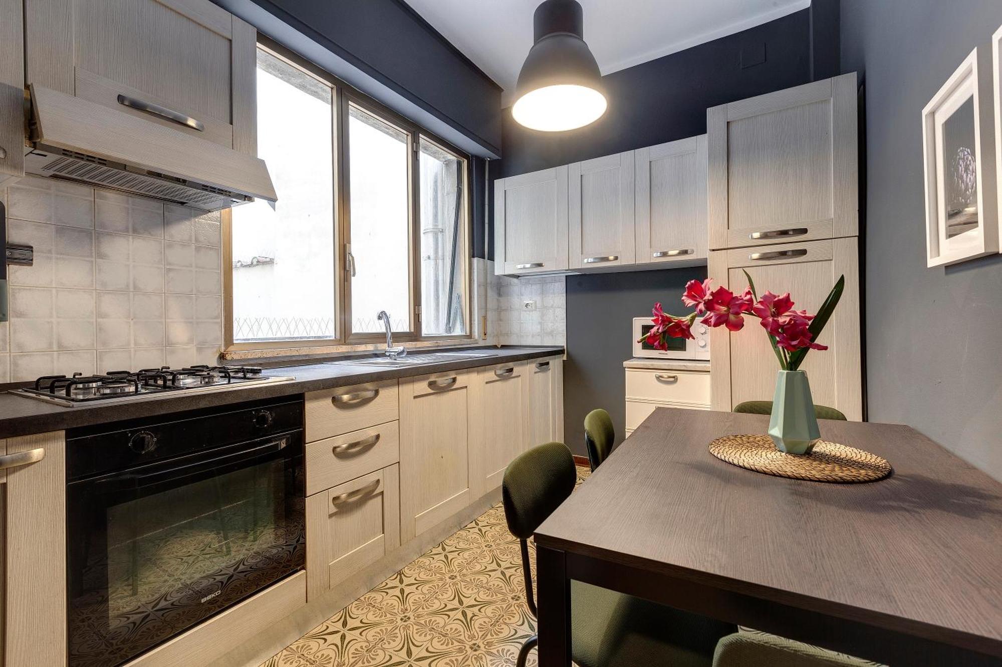 Agnolo 73 I Piano Apartment