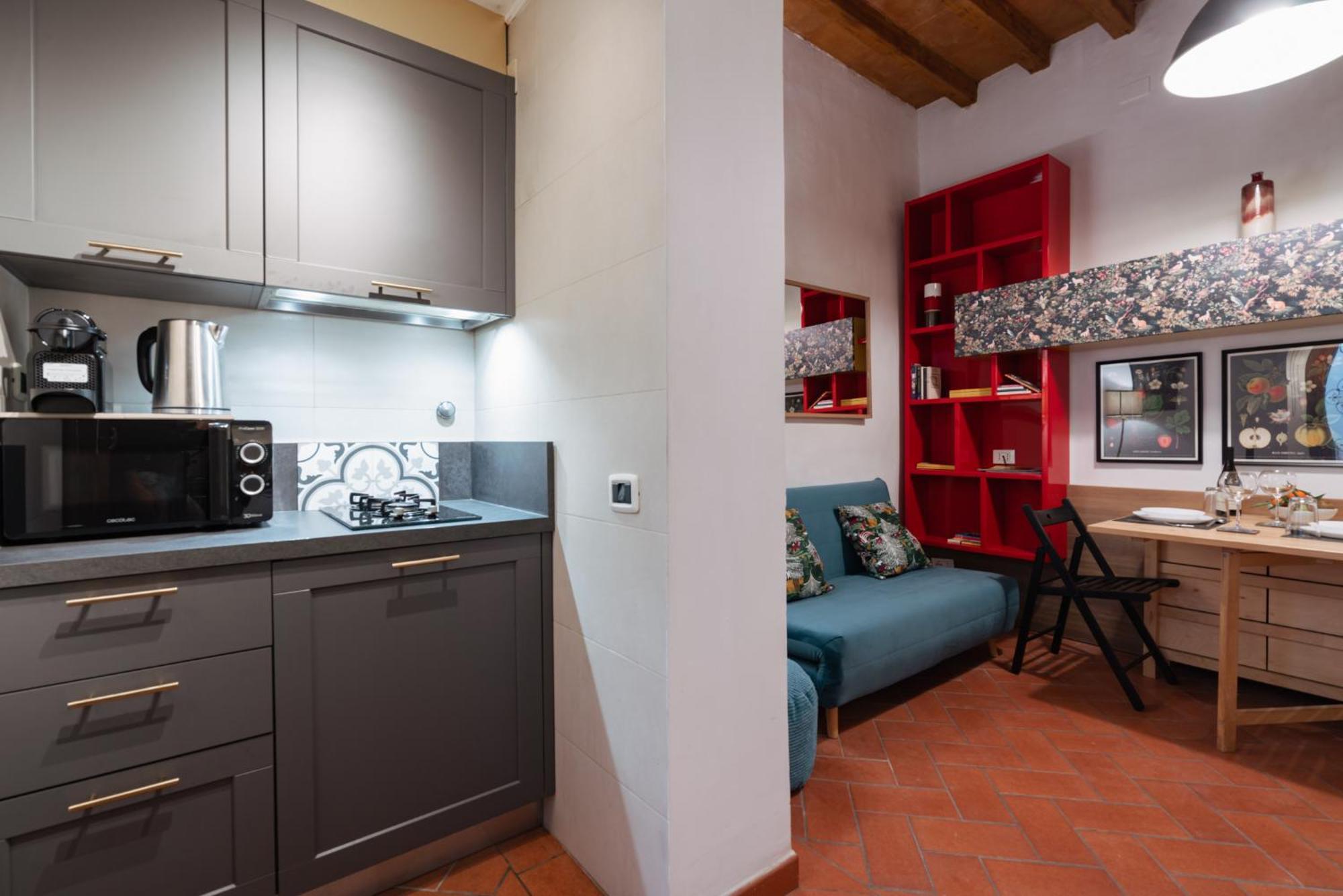 Charming In The Heart Of Santo Spirito *
