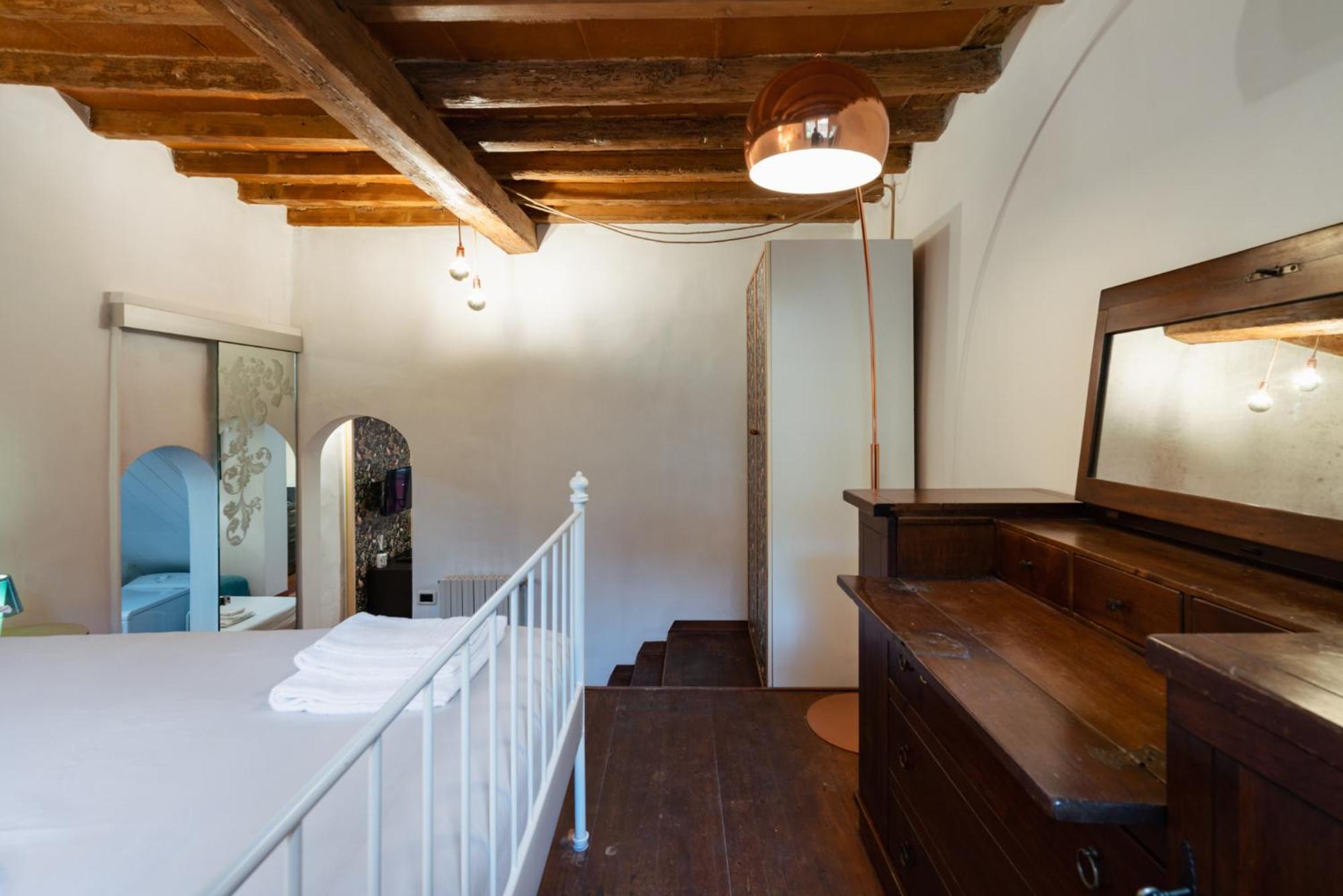 Apartment Charming In The Heart Of Santo Spirito