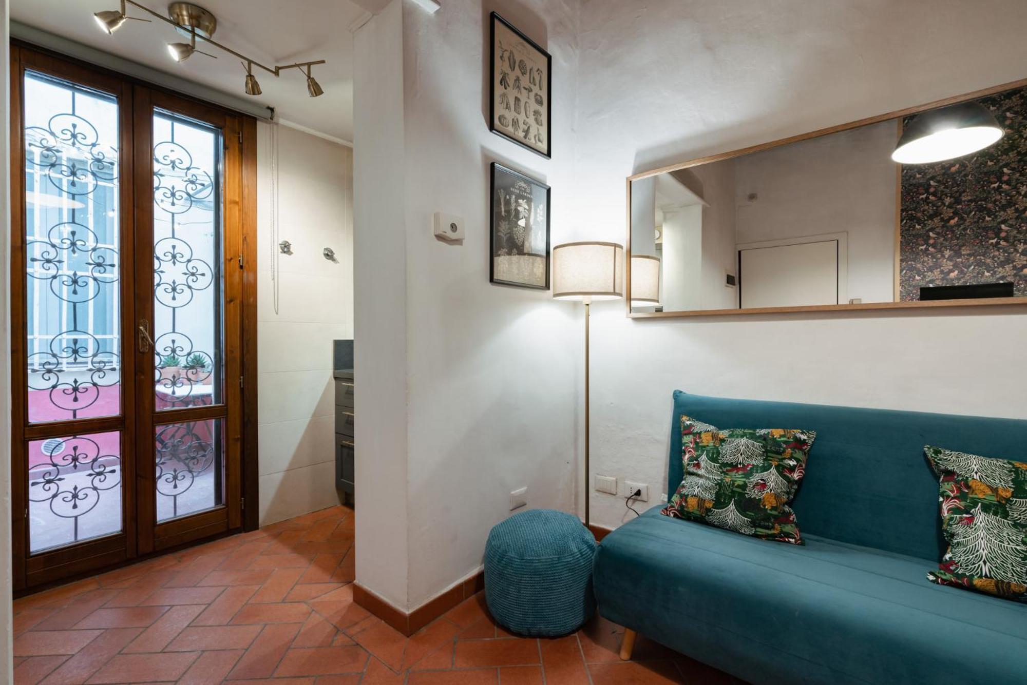 Charming In The Heart Of Santo Spirito Florence