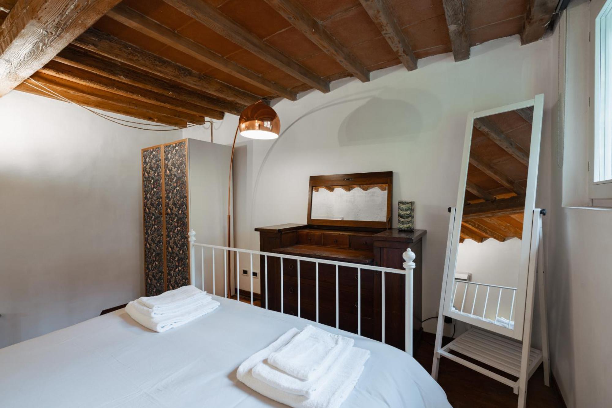 Charming In The Heart Of Santo Spirito Apartment Florence