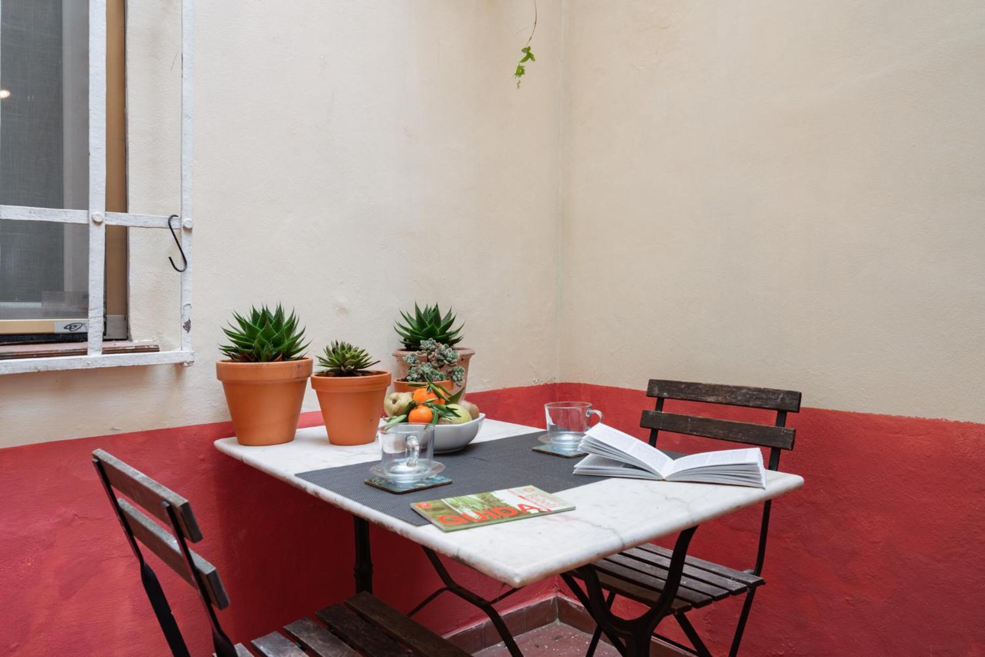 Charming In The Heart Of Santo Spirito * Florence