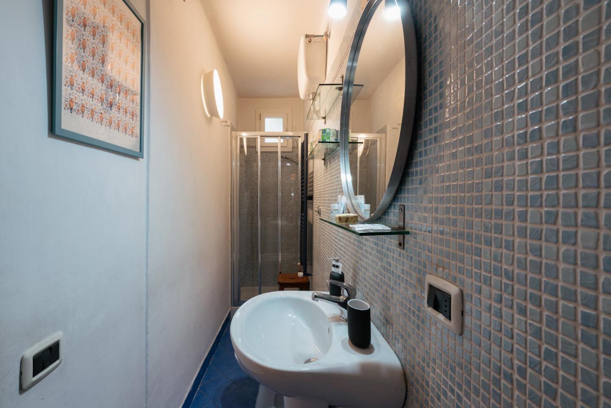 Apartment Charming In The Heart Of Santo Spirito Florence