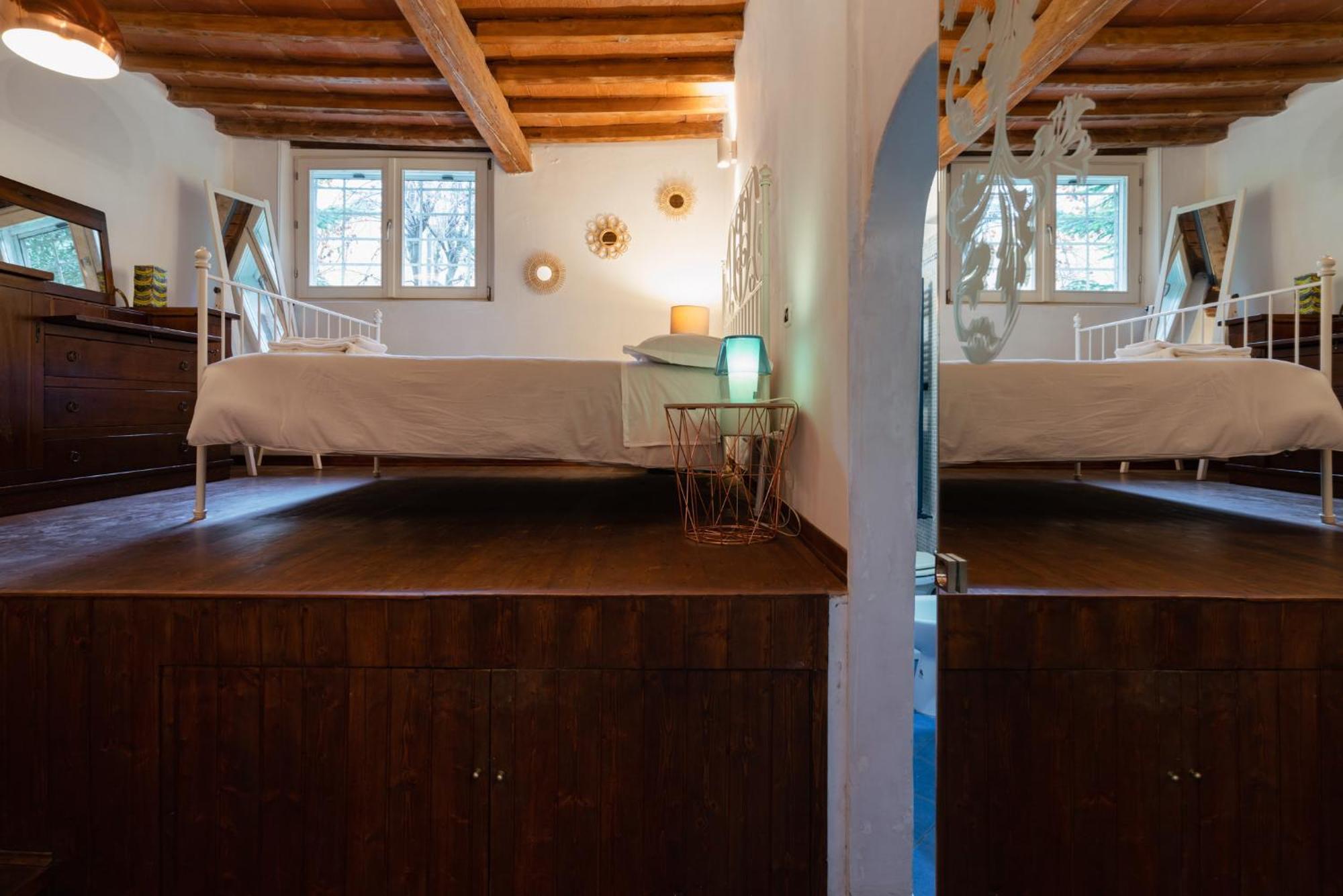 Charming In The Heart Of Santo Spirito Florence