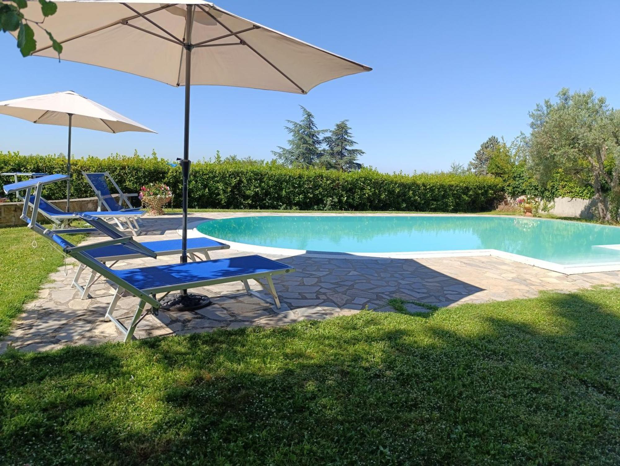 Con Piscina In Holiday home *
