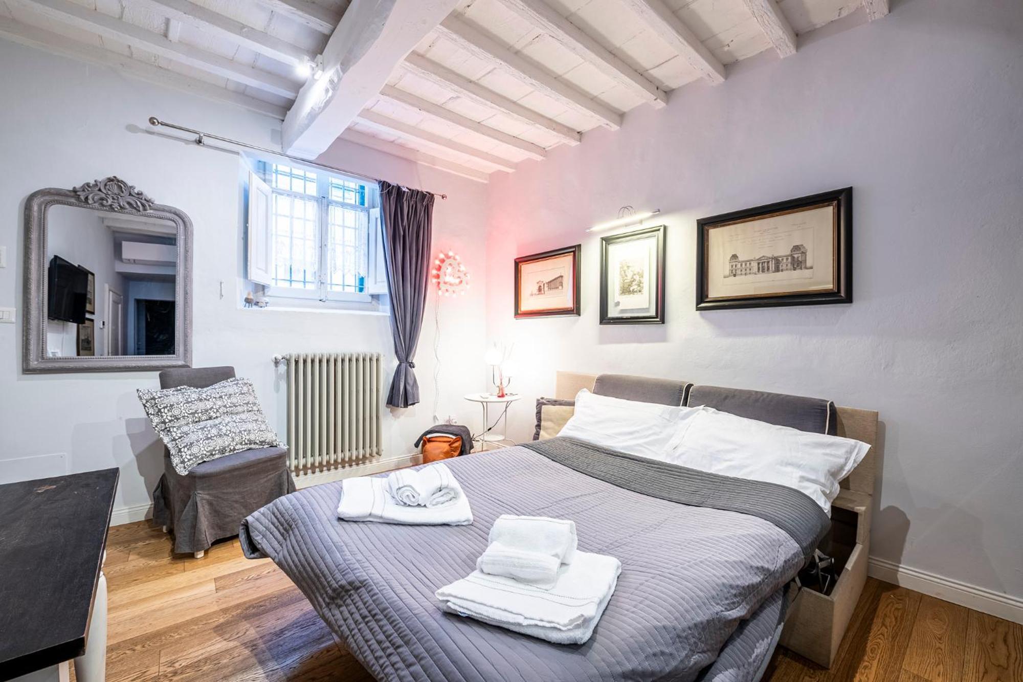 Elegante Ai Piedi Di Piazzale Michelangelo Appartement