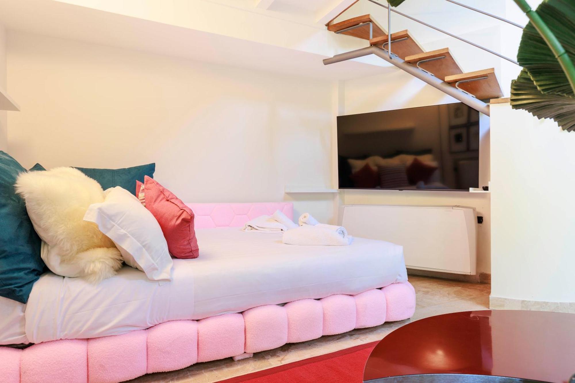 Borgo Pinti Luxury Duplex Apartment Florence