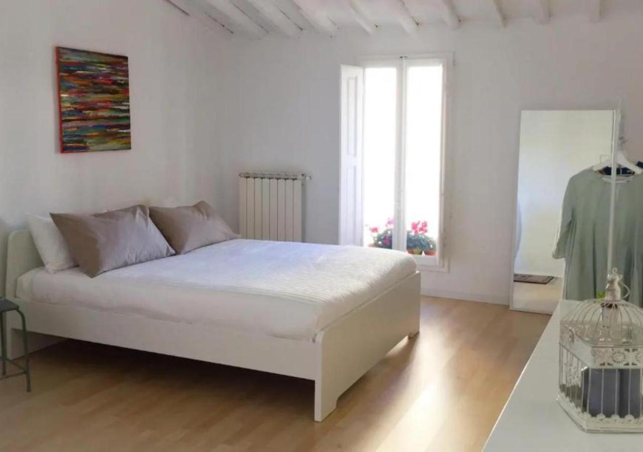 Apartment Design Home: Uffizi-ponte Vecchio Charm