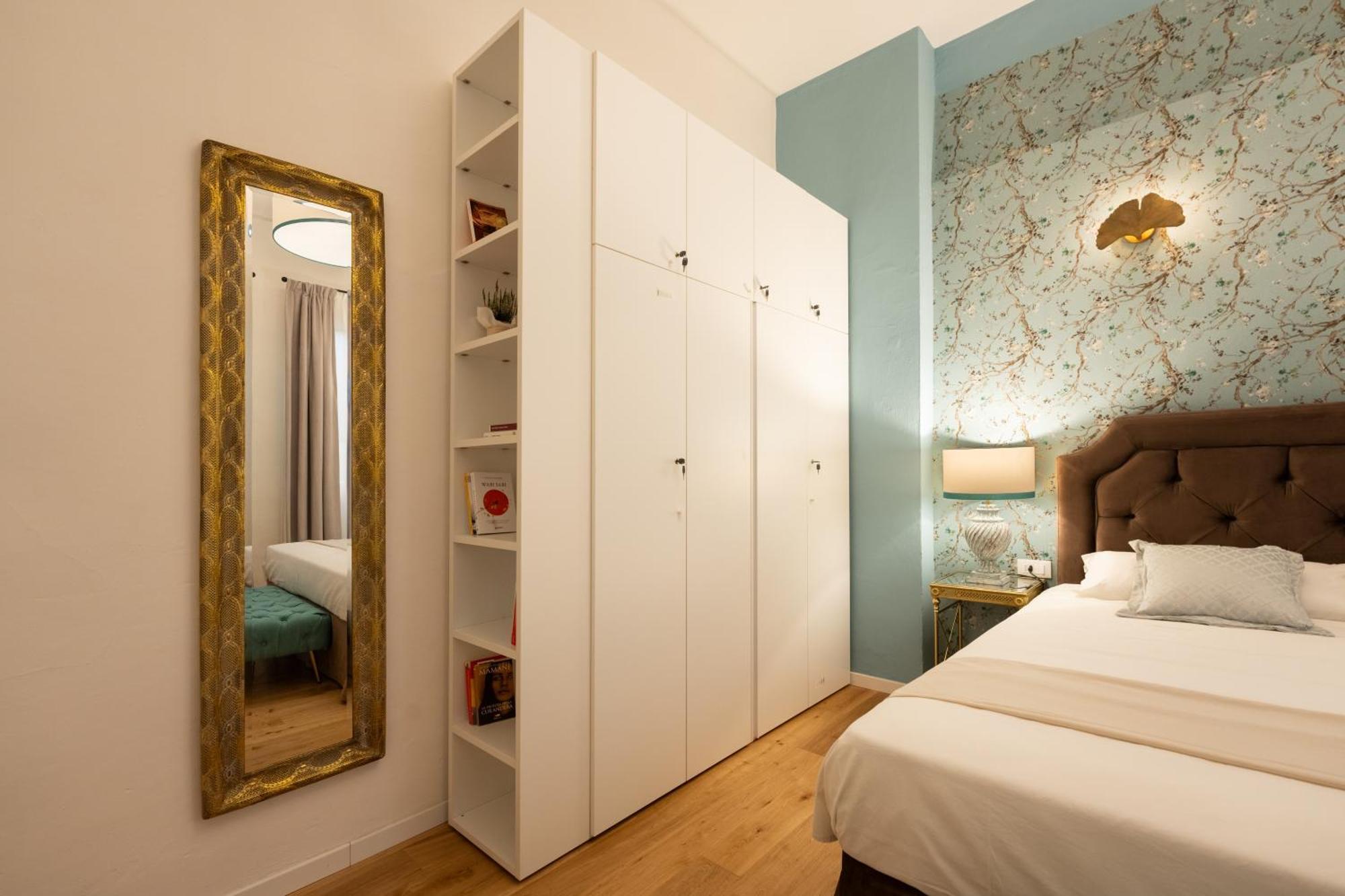 Via Dei Pepi 3 - Charming - Chic Retreat A Few Steps From Santa Croce Square Apartment