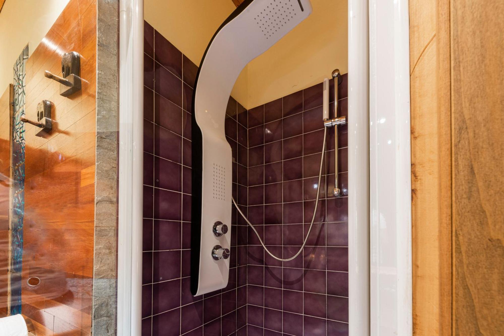 The Luxor - Giacomini Apartment *