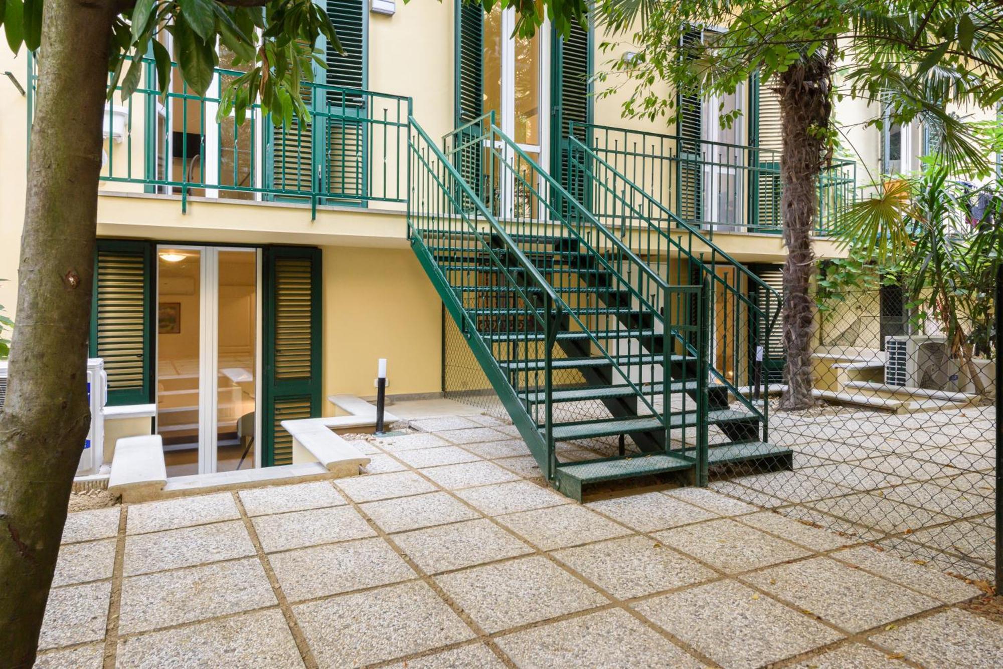 Napoleone - New Near Historic Center Appartement *
