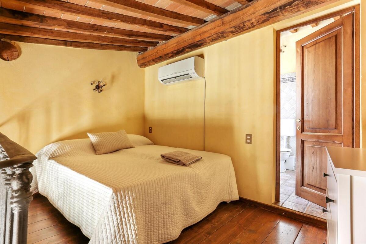 Santa Croce Deluxe Apartment