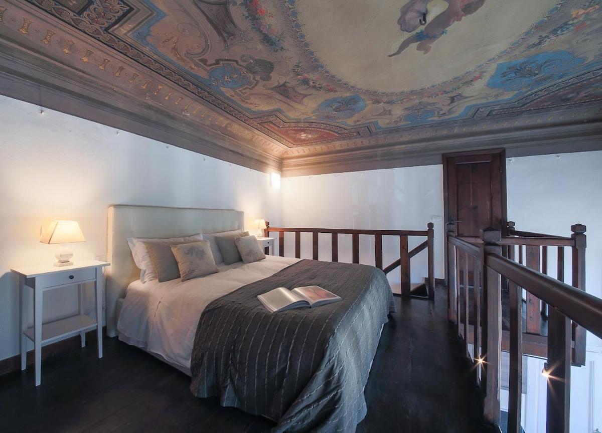 Palace First Apartment