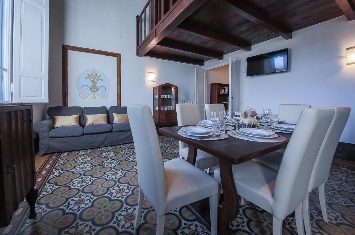Apartment Palace First Florence