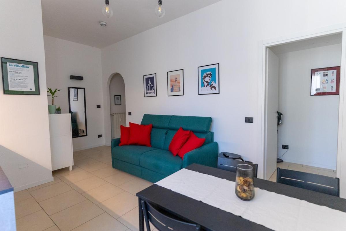 Modern Cosy Near Center Apartment