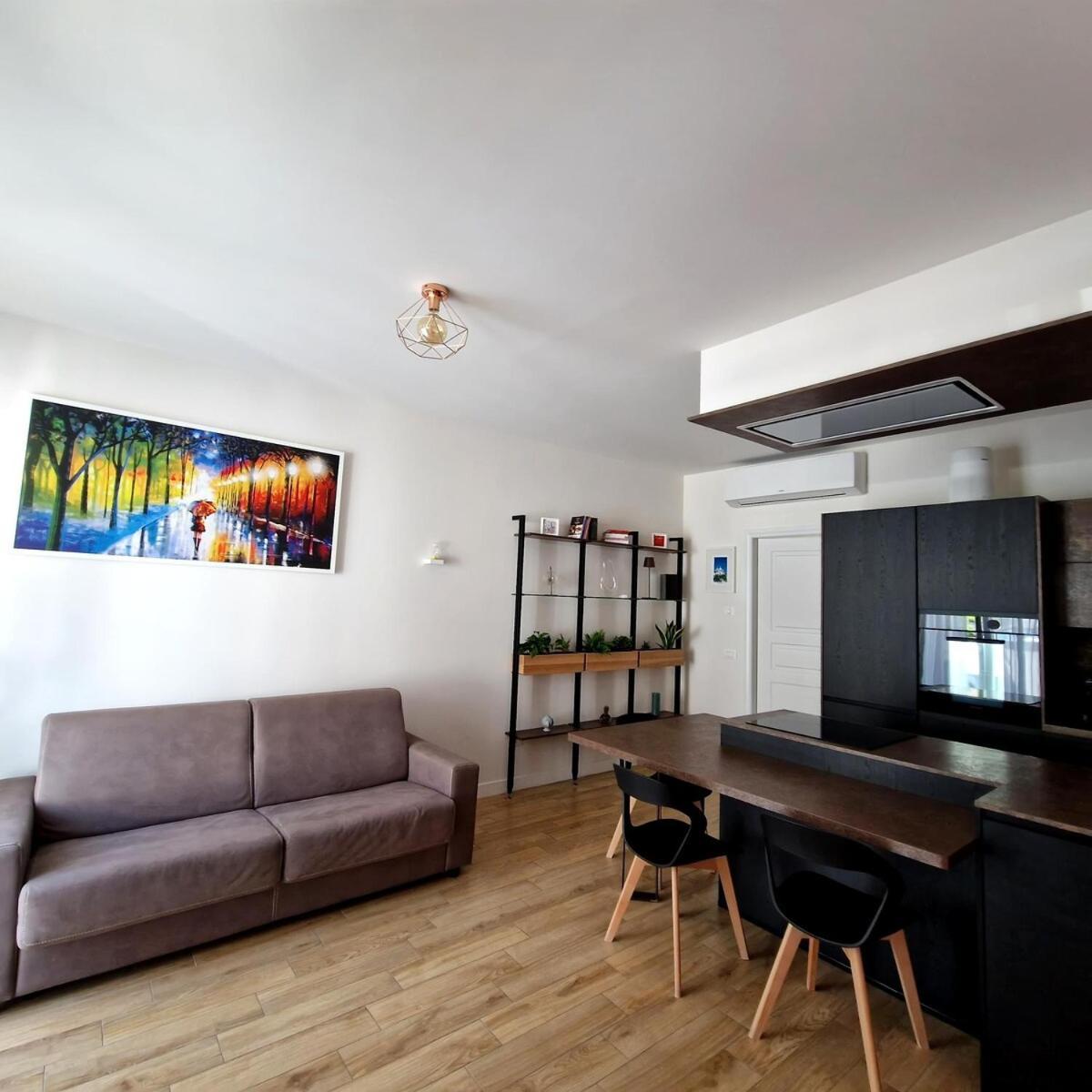 Apartment Luigi's - Parcheggio Stazione Tramvia *