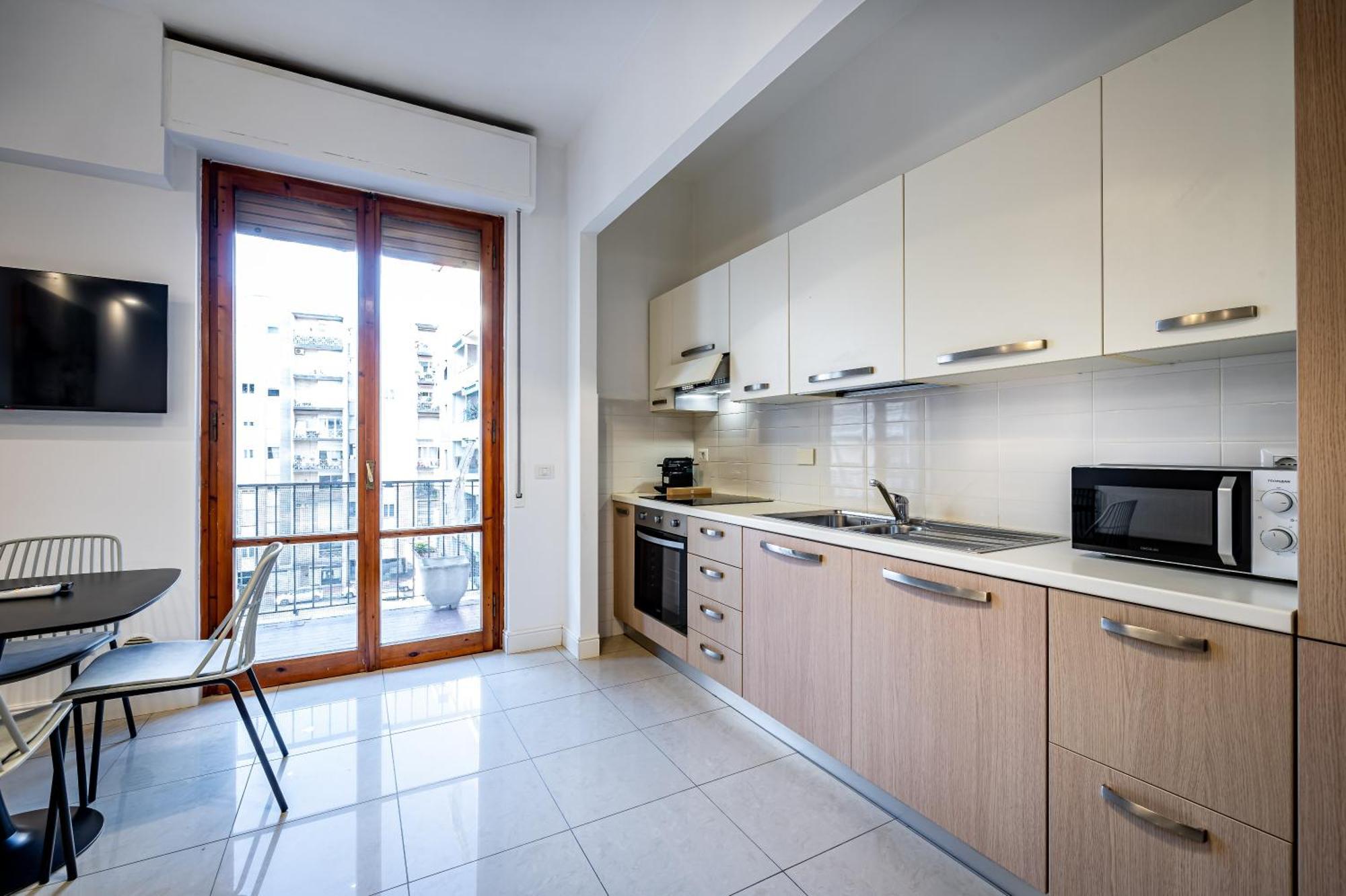 Yd Bright With Parking Apartment Florence